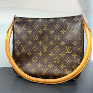 ❌SOLD❌ Louis Vuitton Looping Classic Monogram Shoulder Bag FL0053